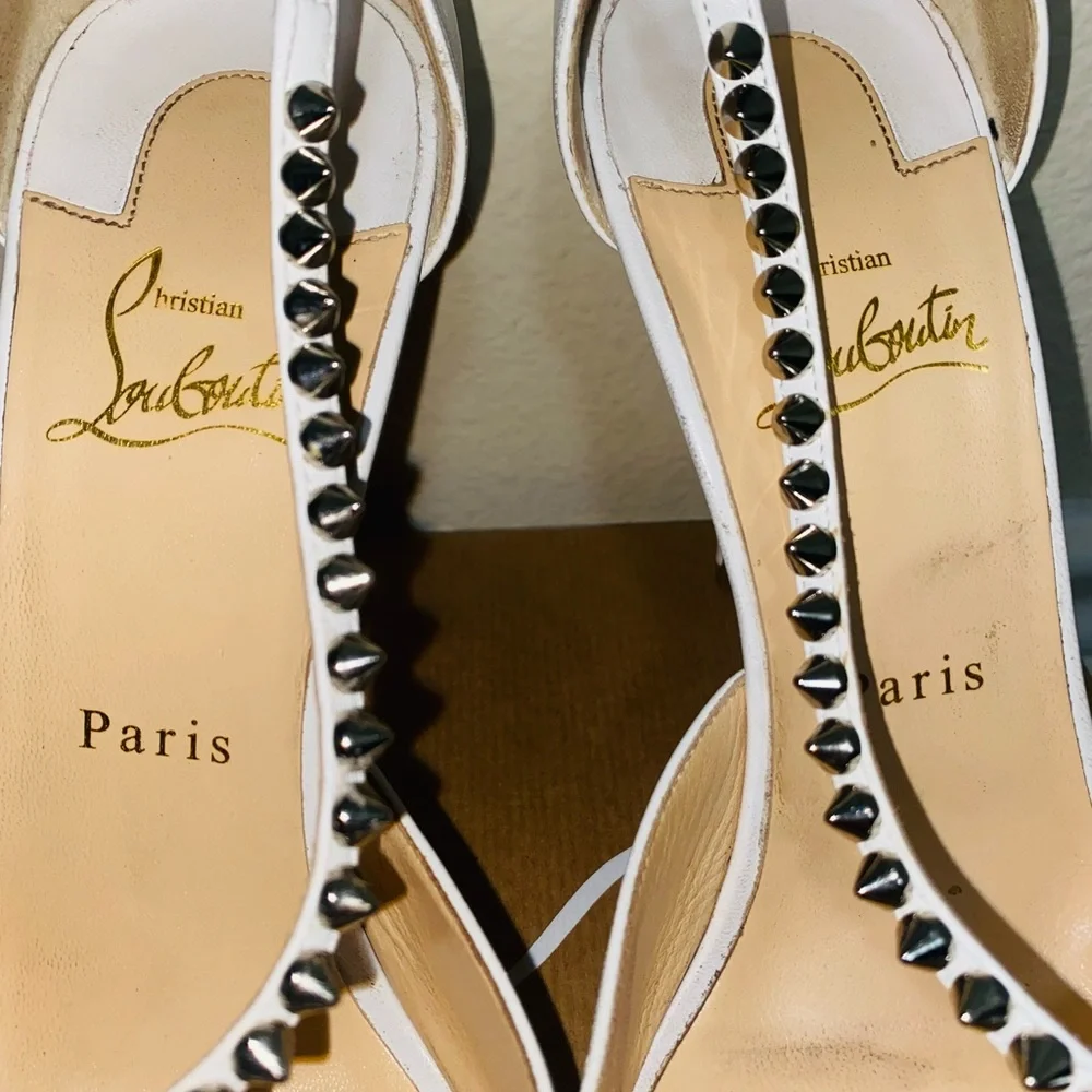 Christian Louboutin
White Spike Cross 100 Pvc Silver Criss Ankle Strap Stiletto - Picture 3 of 11